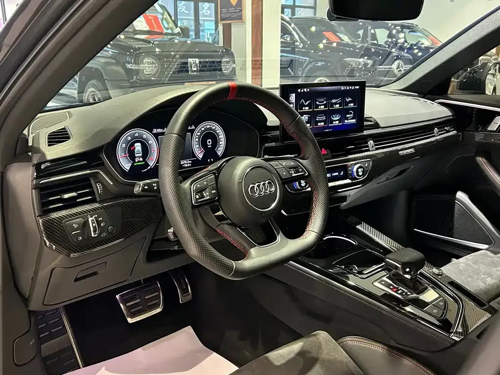 Audi A4L 2025 из CN, фото 4