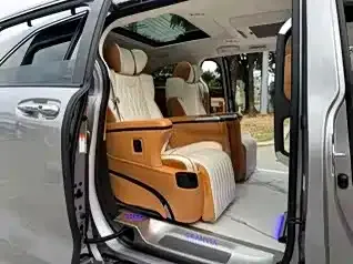 Toyota Granvia 2023 из CN, фото 5
