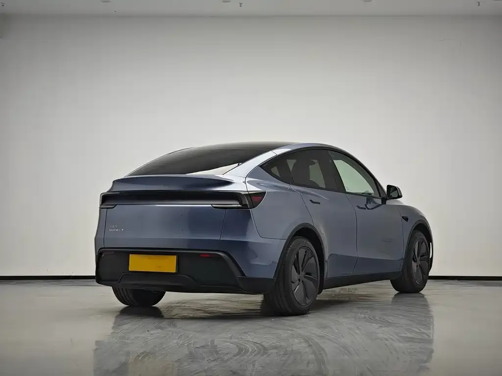 Tesla Model Y 2026 из CN, фото 8