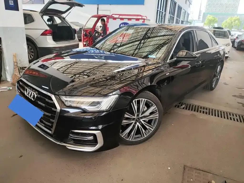 Audi A6L 2023 из CN, фото 1