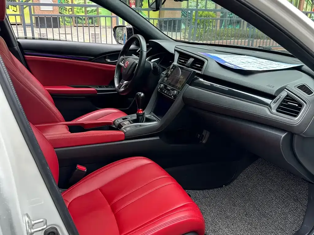 Honda Civic 2022 из CN, фото 4