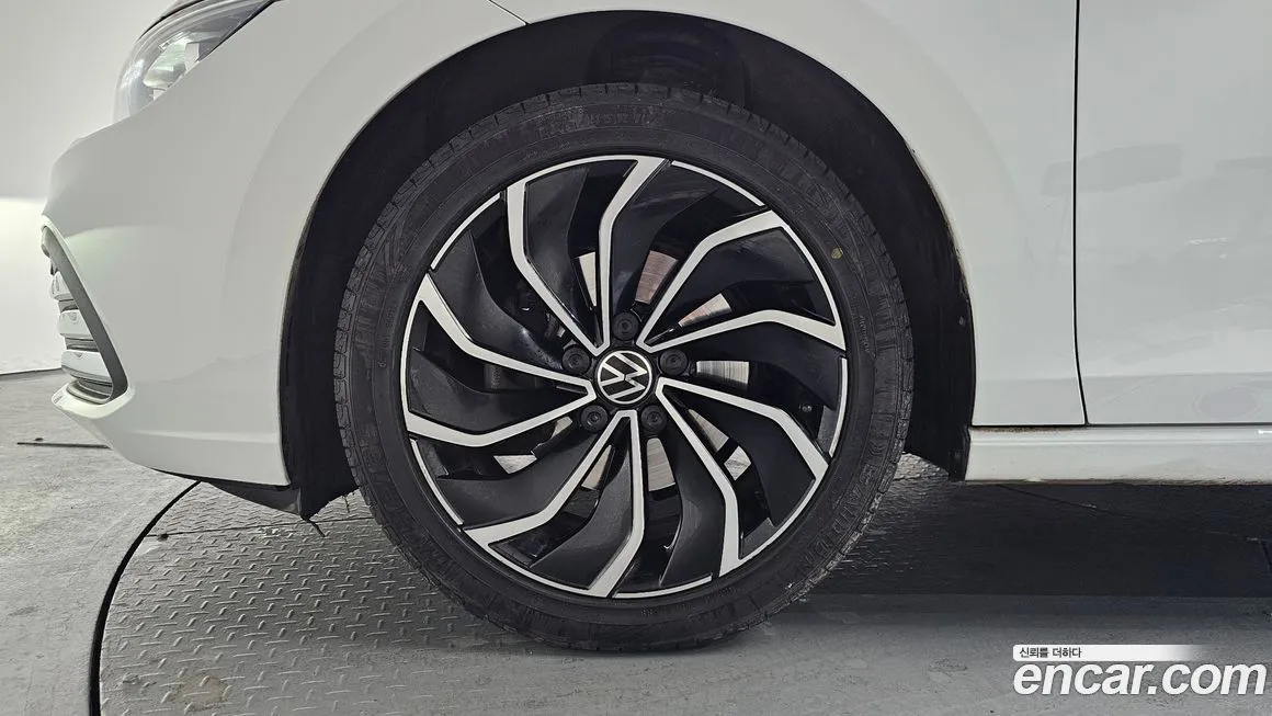 Volkswagen Golf 2022 из KR, фото 10
