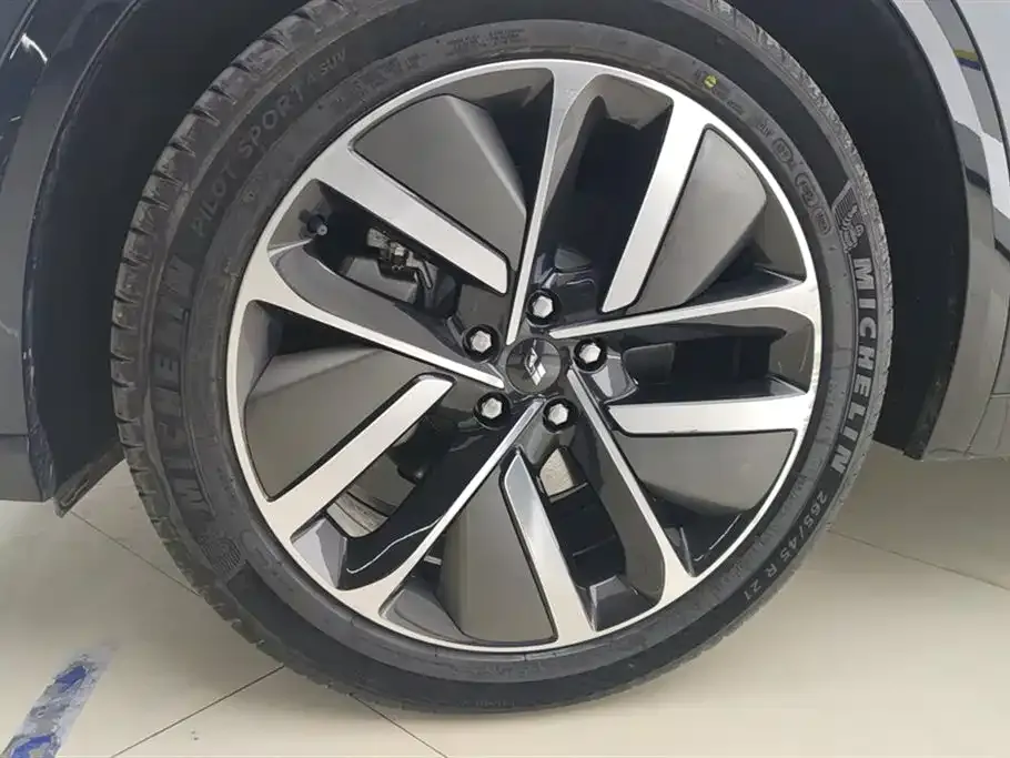 Li Auto L9 2023 из CN, фото 6