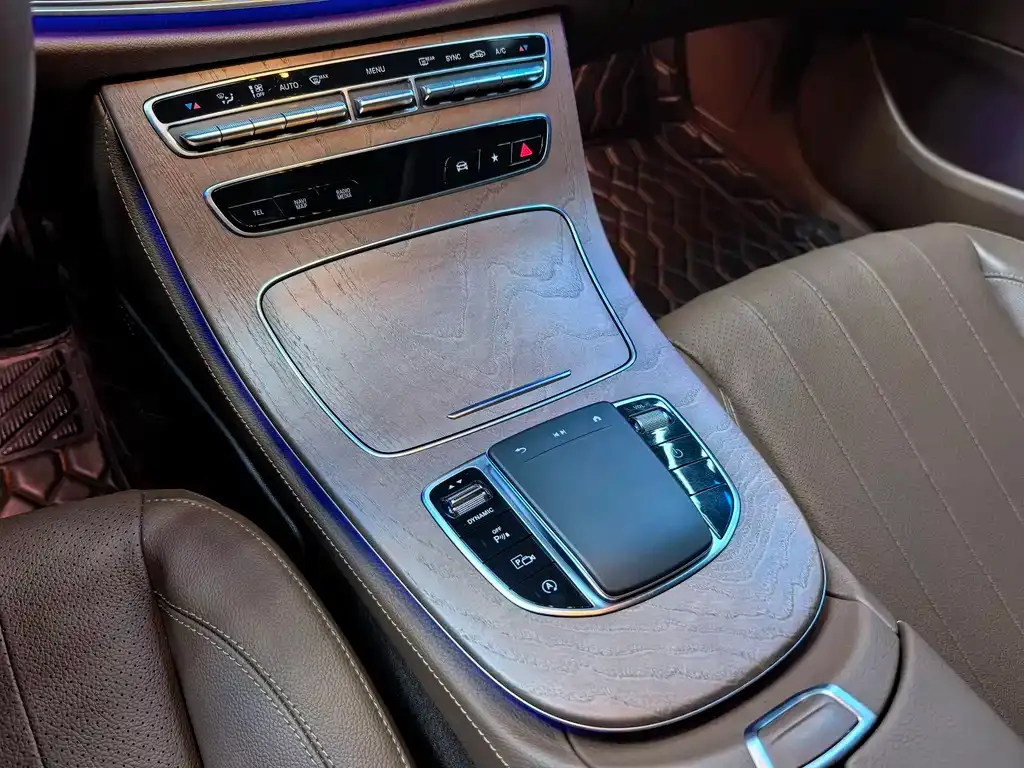 Mercedes-Benz E-Class 2023 из CN, фото 8