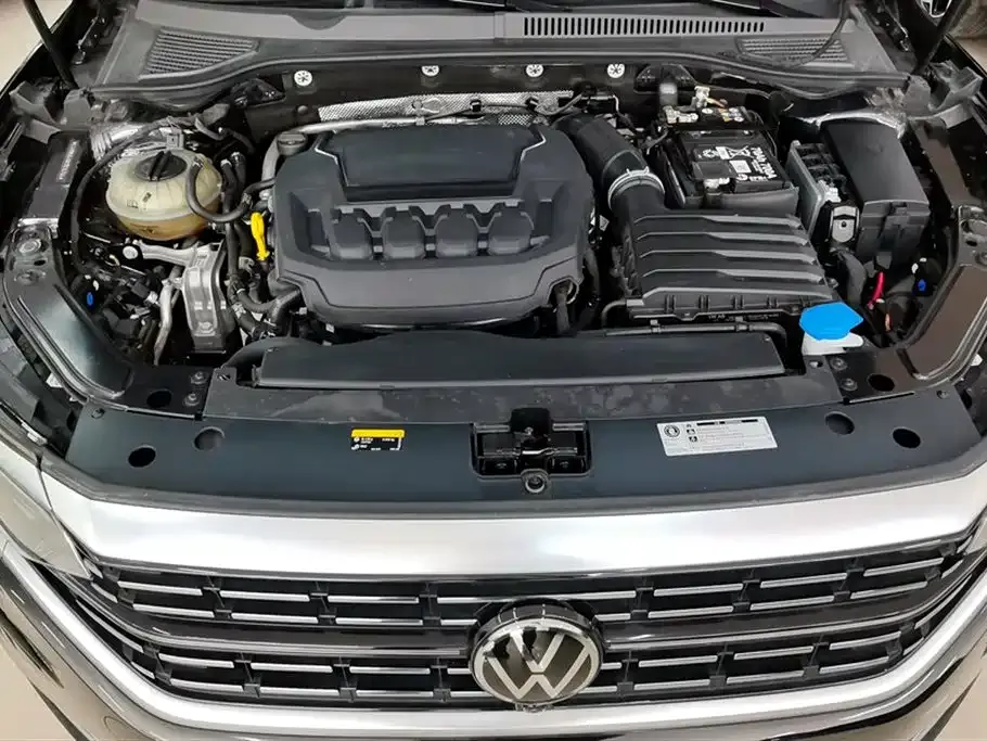 Volkswagen Passat 2024 из CN, фото 8
