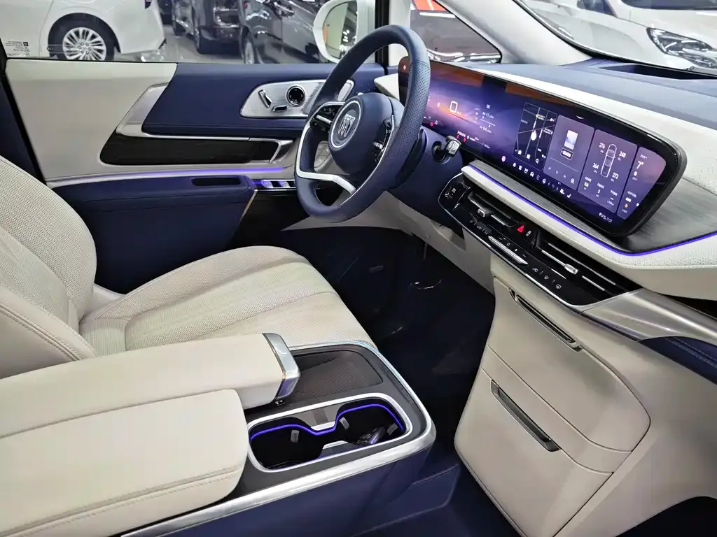 Buick Century 2024 из CN, фото 3