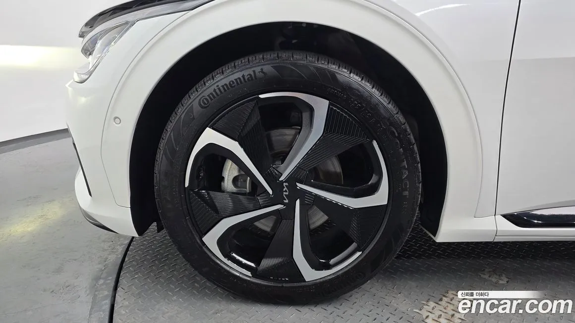 Kia EV6 2022 из KR, фото 10
