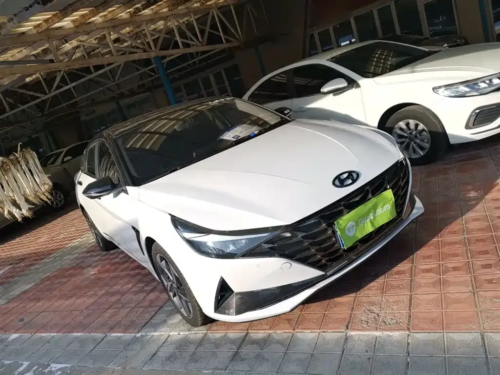 Hyundai Elantra 2023 из CN, фото 6