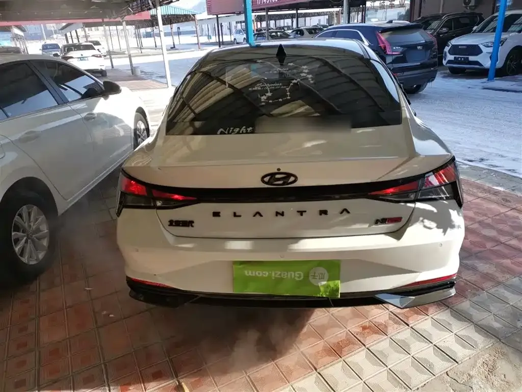 Hyundai Elantra 2023 из CN, фото 8