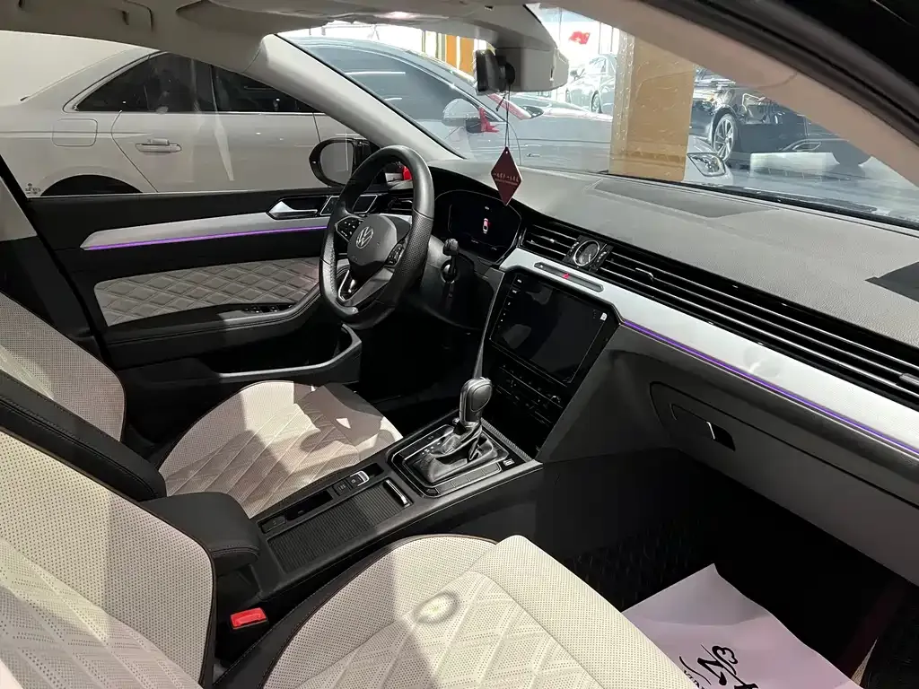 Volkswagen Magotan 2024 из CN, фото 5