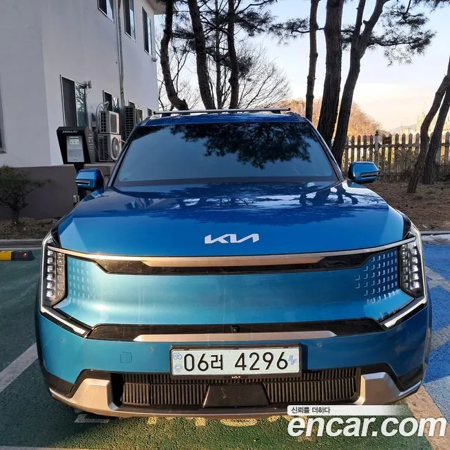 Kia EV9 2024 из KR, фото 1