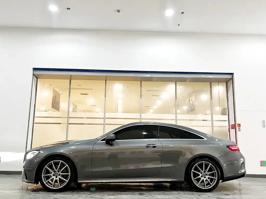 Mercedes-Benz E-Class (Import) 2022 из CN, фото 2