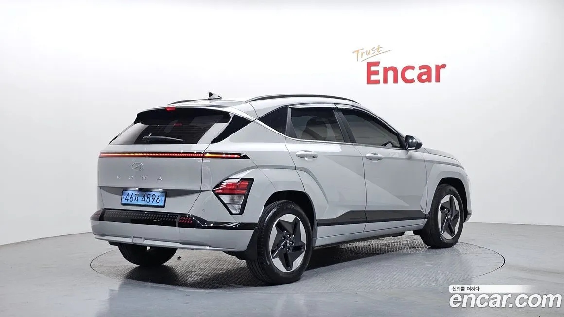 Hyundai Kona — фото 10