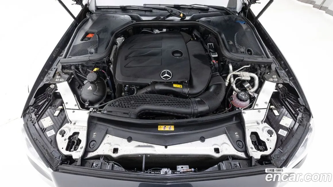 Mercedes-Benz E-Class 2023 из KR, фото 9