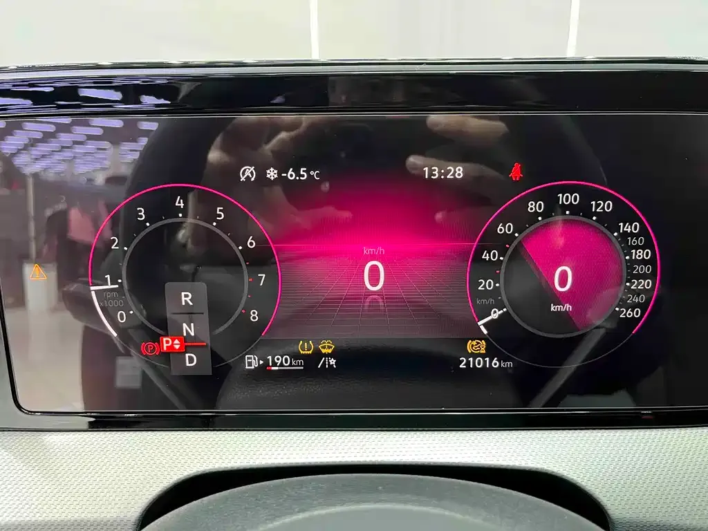 Volkswagen Lamando 2023 из CN, фото 4