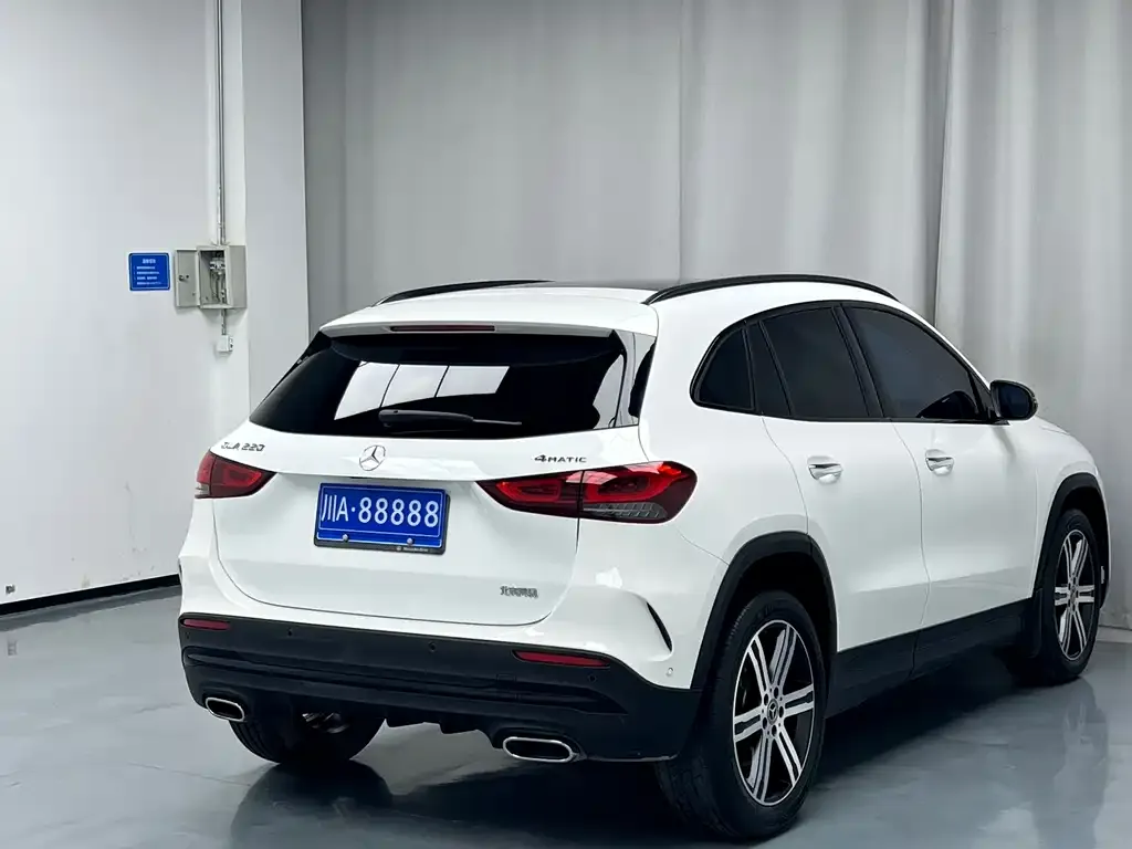 Mercedes-Benz GLA — фото 5