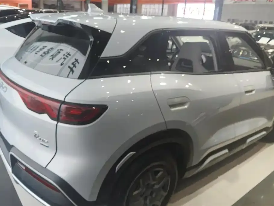 BYD Yuan UP 2025 из CN, фото 3