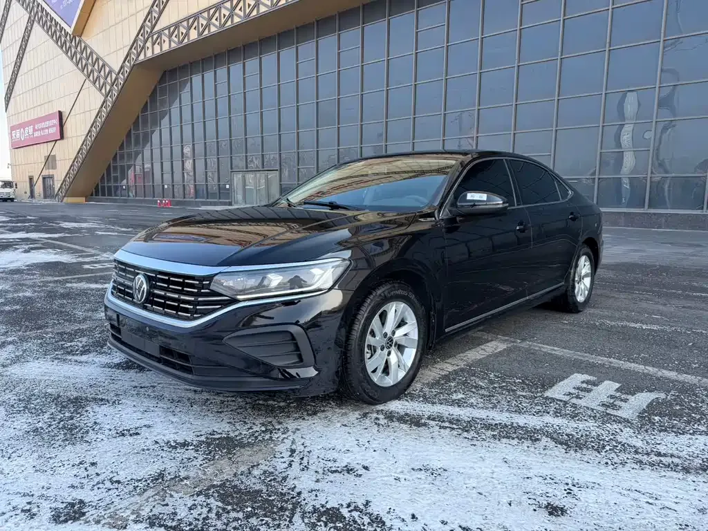 Volkswagen Passat 2022 из CN, фото 1