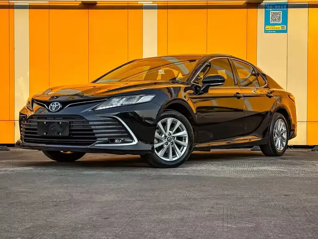 Toyota Camry 2024 из CN, фото 1