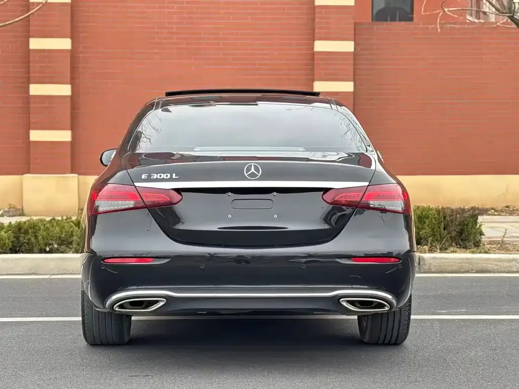 Mercedes-Benz E-Class 2022 из CN, фото 5