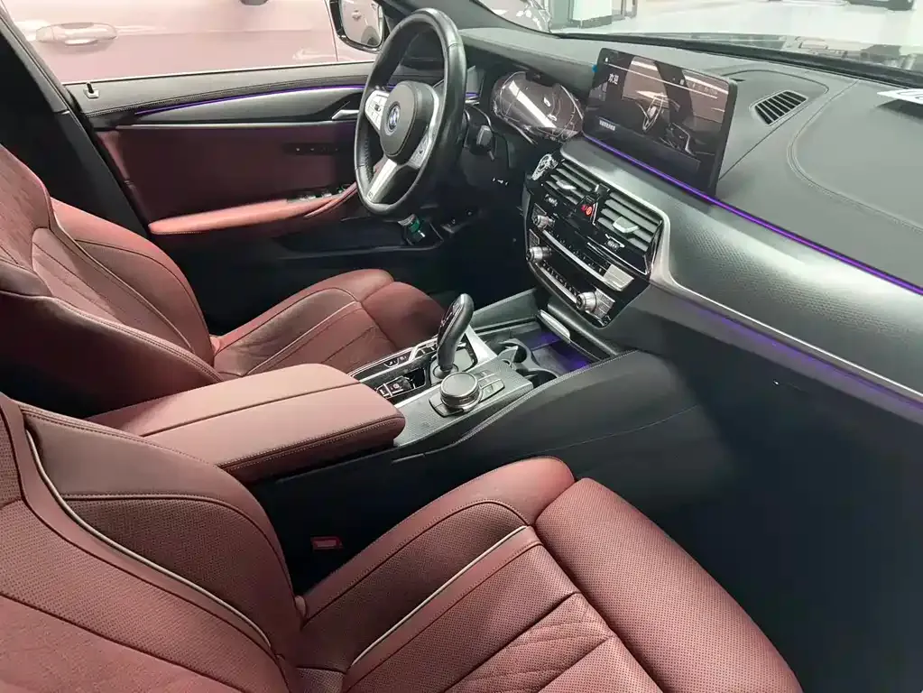 BMW 5 Series New Energy — фото 2