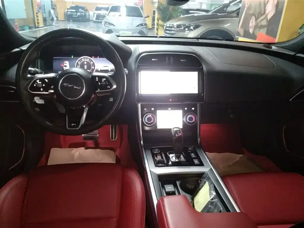 Jaguar XEL 2024 из CN, фото 10