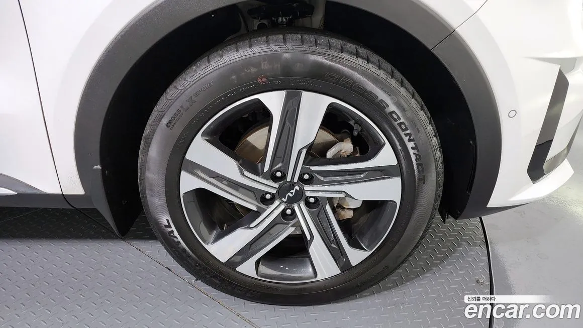 Kia Sorento — фото 8