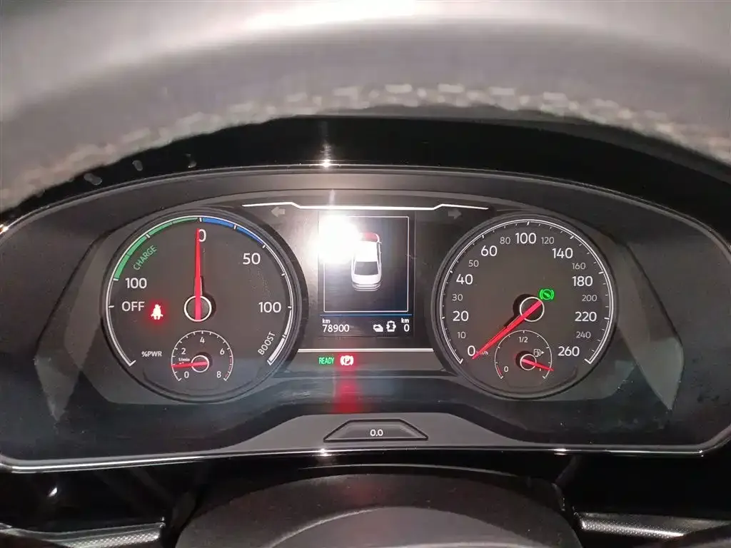 Volkswagen Passat New Energy — фото 4