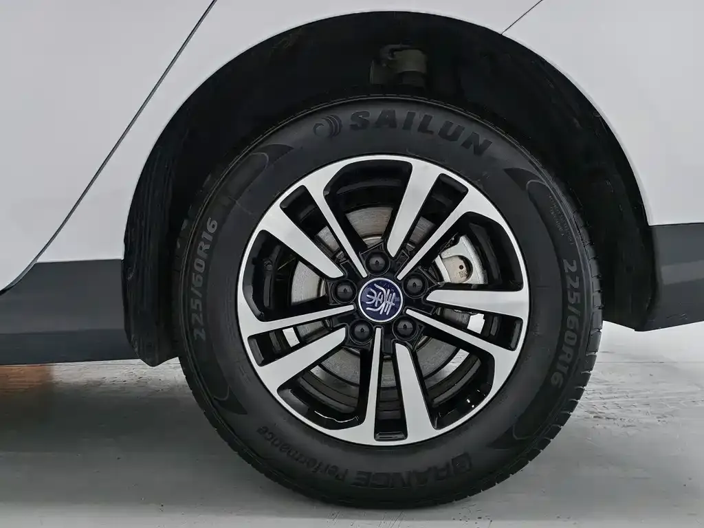 BYD Qin PLUS 2025 из CN, фото 8