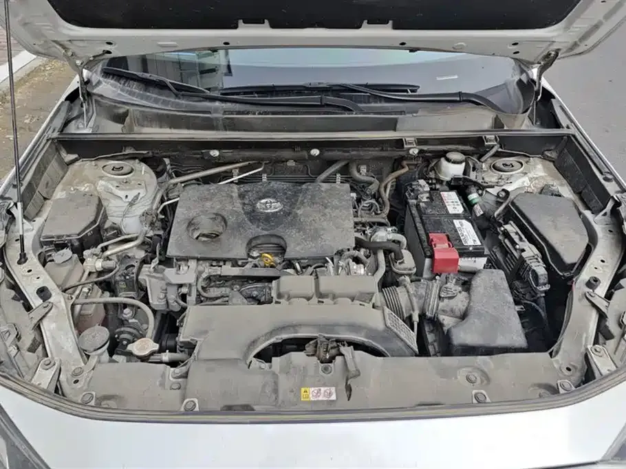 Toyota RAV4 2022 из CN, фото 2