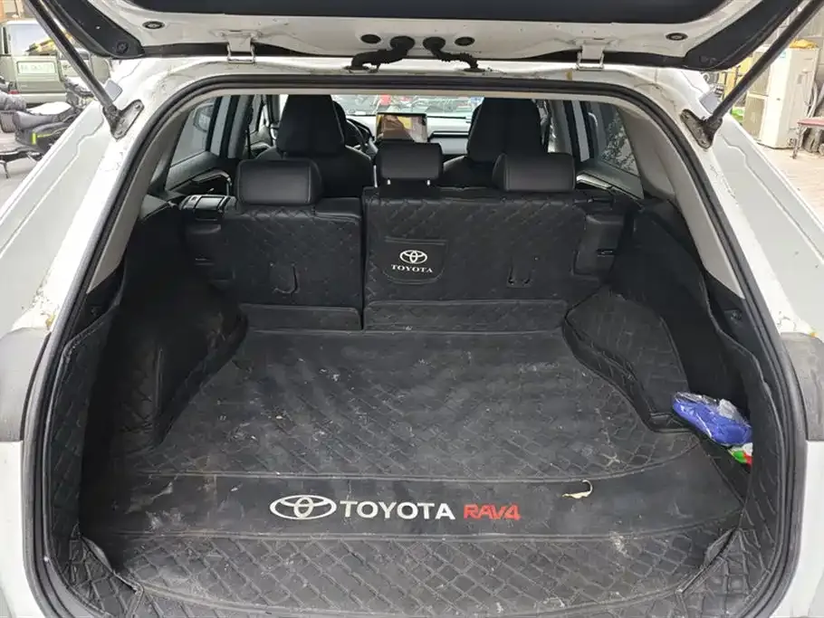 Toyota RAV4 2022 из CN, фото 4