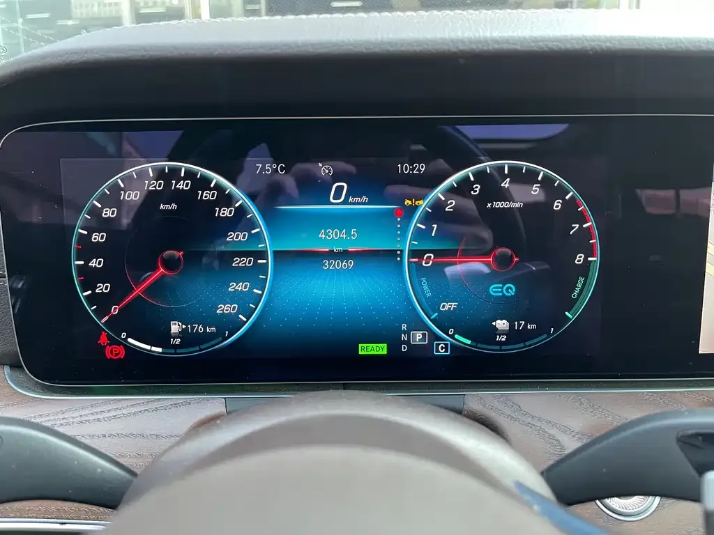 Mercedes-Benz E-Class New Energy 2023 из CN, фото 4