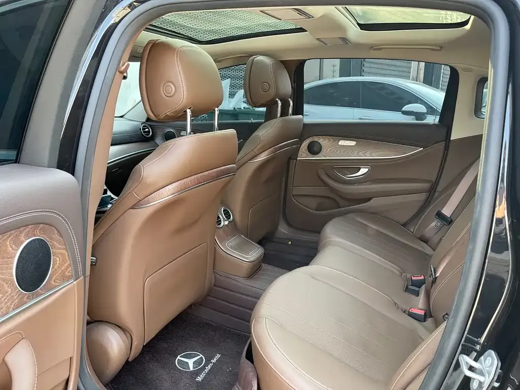 Mercedes-Benz E-Class New Energy 2023 из CN, фото 2