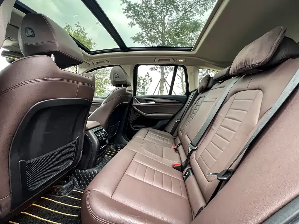 BMW X3 2021 из CN, фото 3