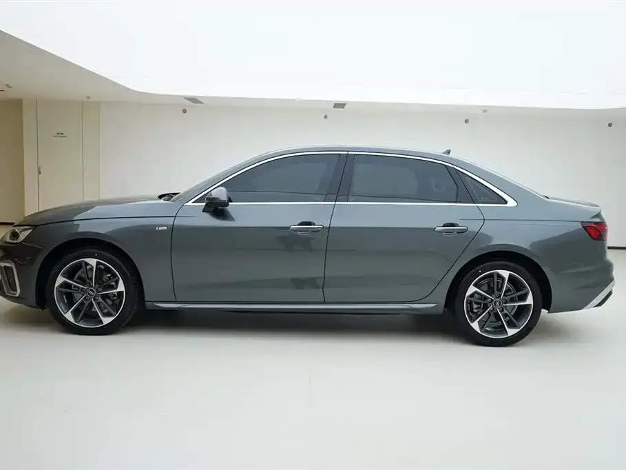 Audi A4L 2024 из CN, фото 9