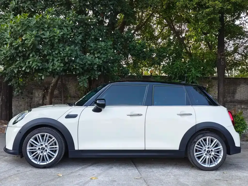 MINI Cooper (3-door) — фото 10