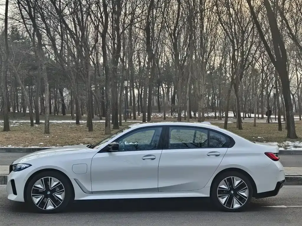BMW i3 2024 из CN, фото 4