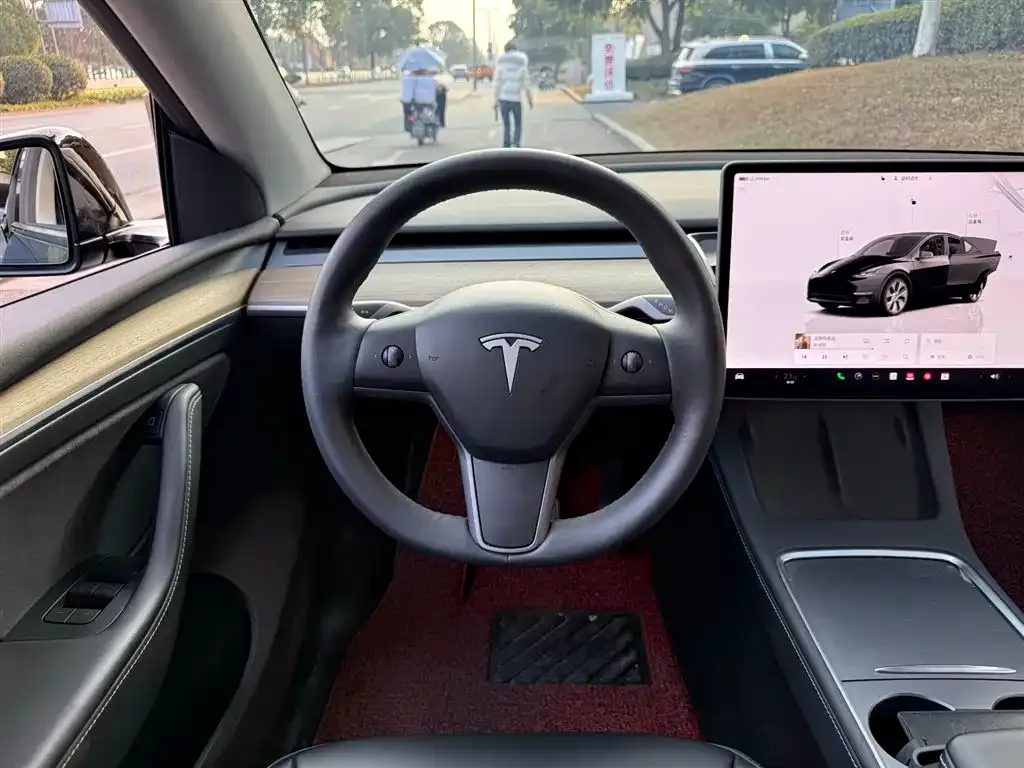 Tesla Model Y 2023 из CN, фото 3