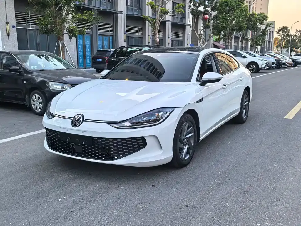 Volkswagen Lamando 2024 из CN, фото 1