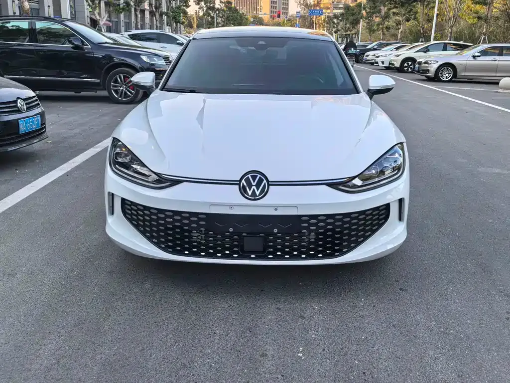 Volkswagen Lamando 2024 из CN, фото 4
