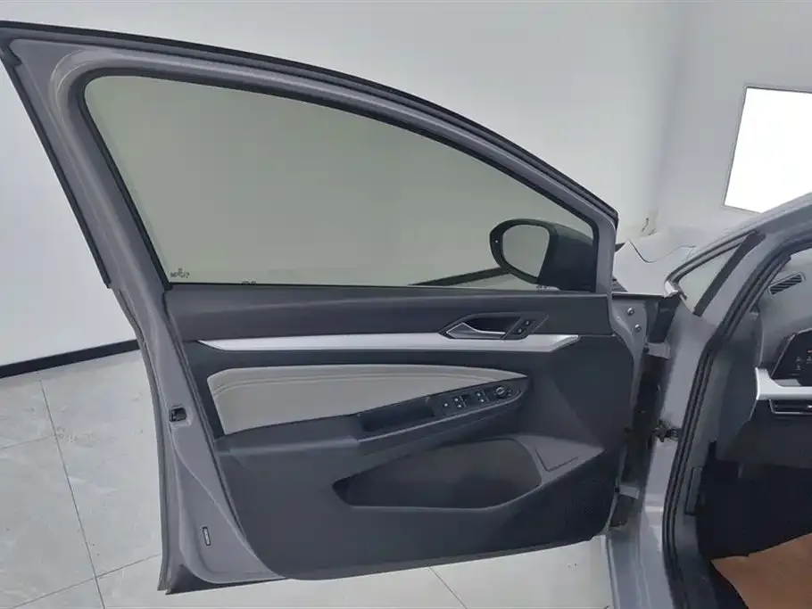 Volkswagen Golf 2021 из CN, фото 6