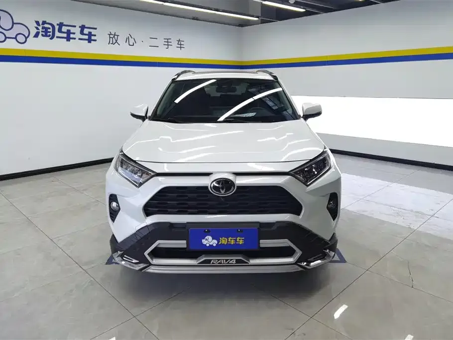 Toyota RAV4 2021 из CN, фото 8