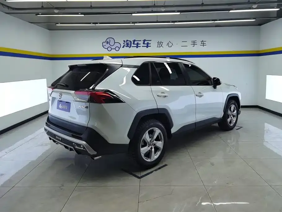 Toyota RAV4 2021 из CN, фото 9