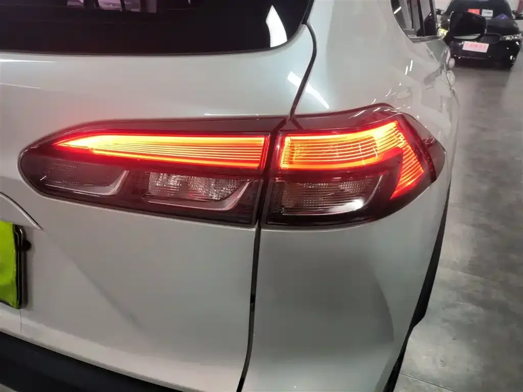 Toyota Frontlander 2024 из CN, фото 9