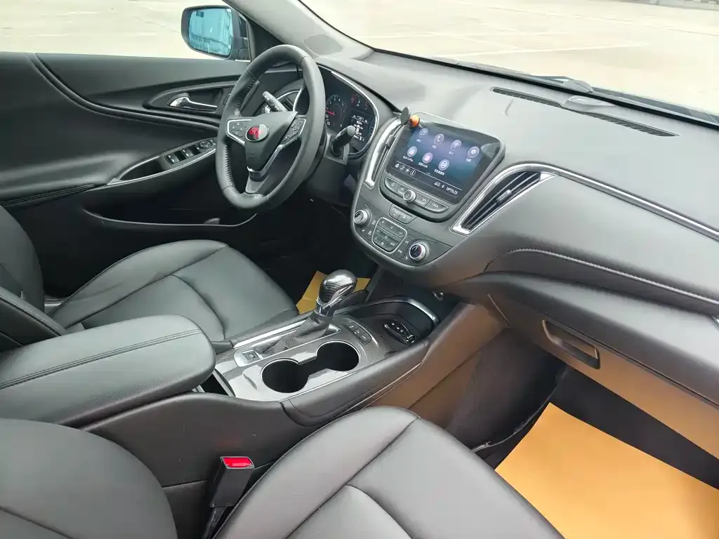 Chevrolet Malibu XL 2021 из CN, фото 2