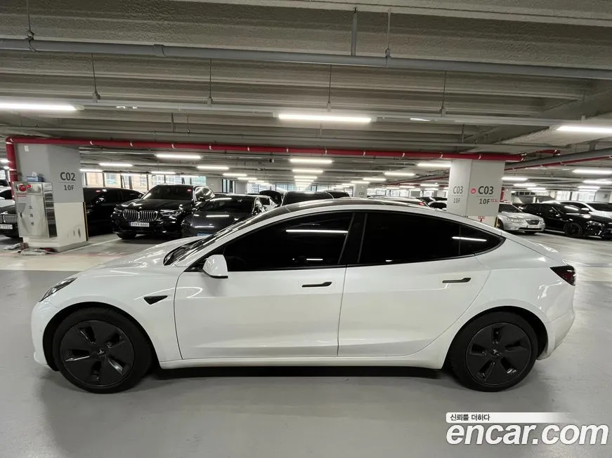 Tesla Model 3 2021 из KR, фото 3