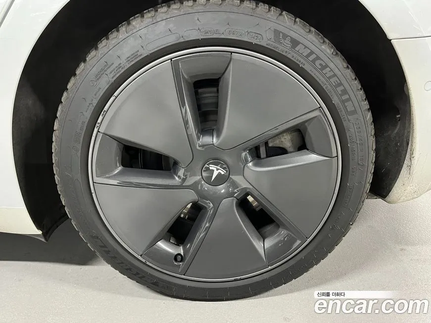 Tesla Model 3 2021 из KR, фото 9