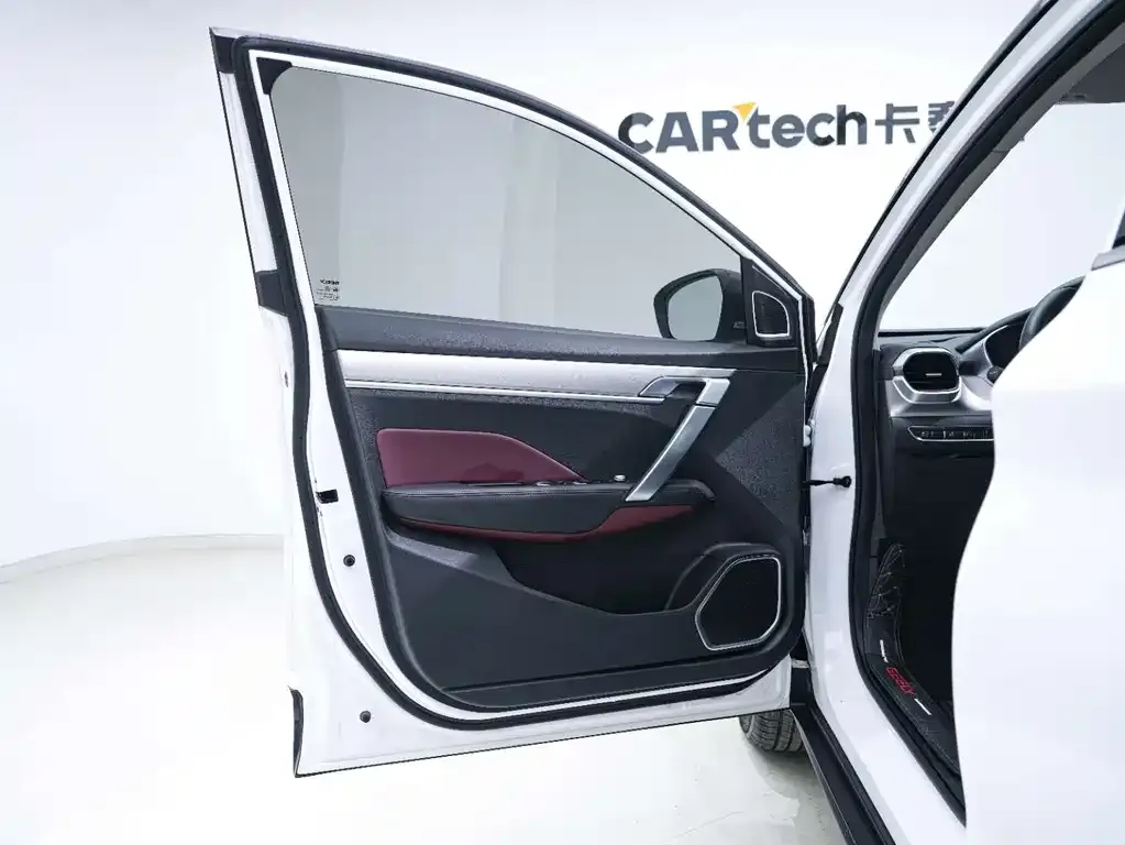 Geely Binyue 2023 из CN, фото 3