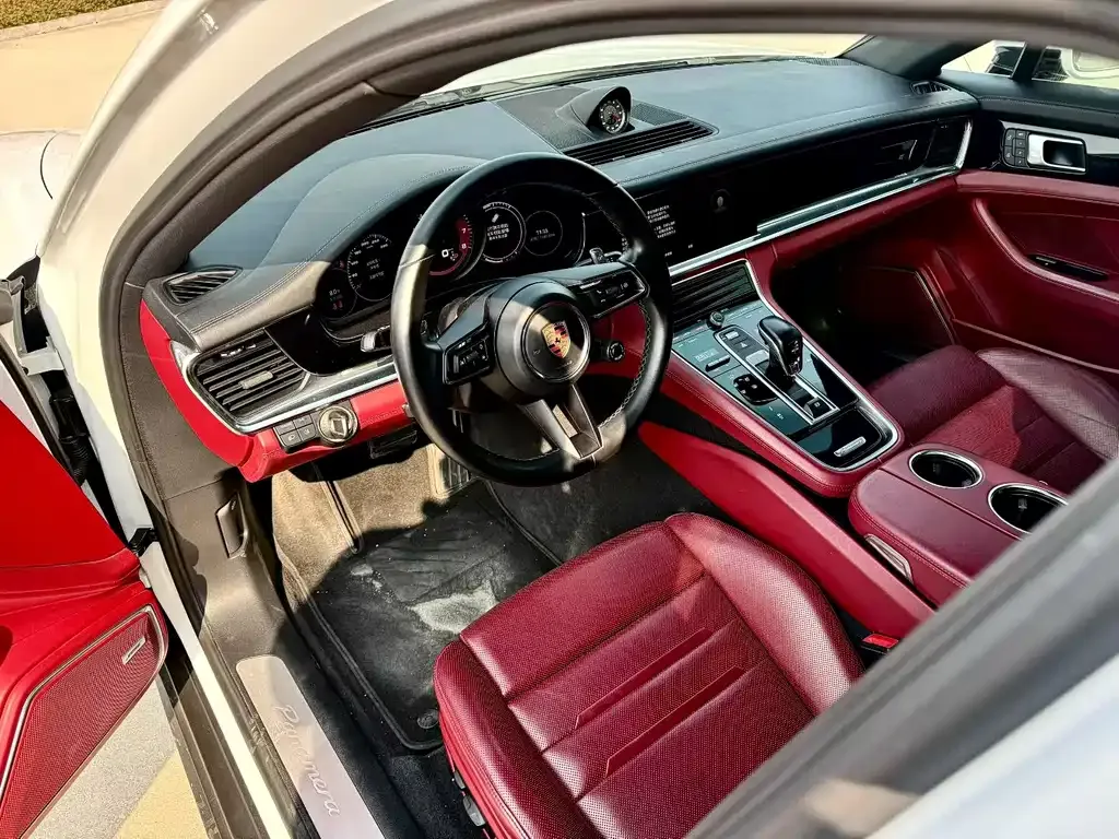 Porsche Panamera 2023 из CN, фото 10