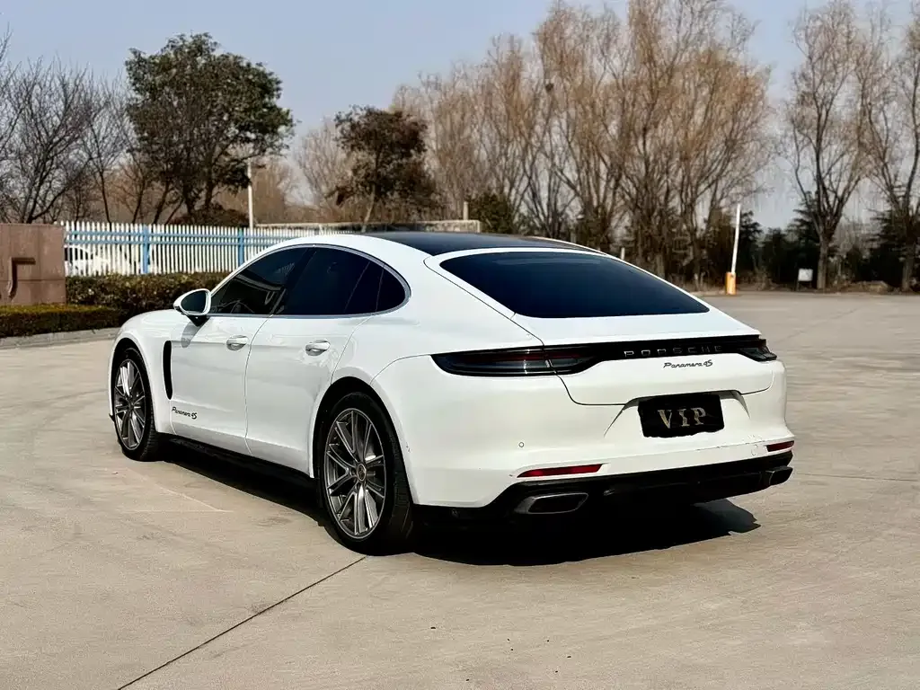 Porsche Panamera 2023 из CN, фото 8